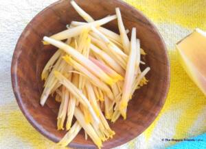How to clean Banana Flower
