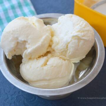 Scoop of 3 ingredient homemade vanilla ice cream