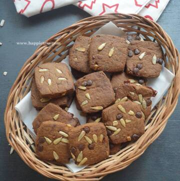 Whole Wheat Jaggery Chocolate Cookies | Jaggery Chocolate Cookies