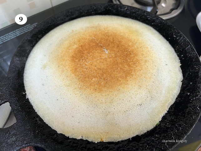 Flip the dosa and cook for another 30 secs.